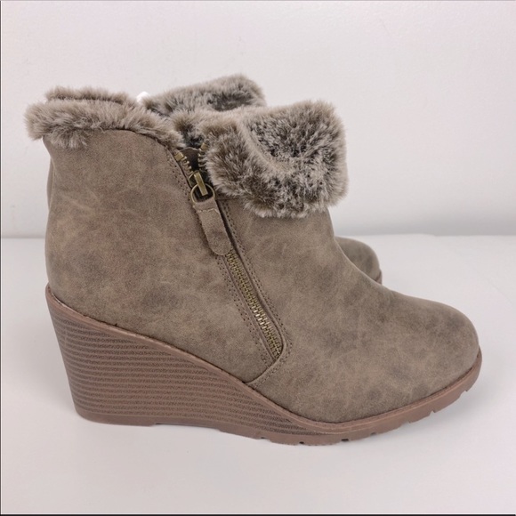 Lane Bryant Emma Fur Lined Wedge Ankle Boots Size 9w. - Picture 3 of 12